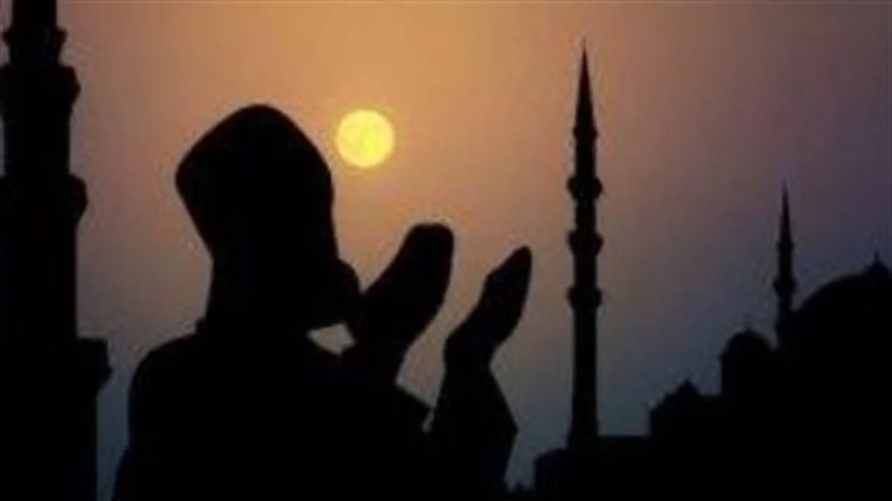 سكينة وطمأنينة.. داوم على قراءة أذكار الصباح كاملة من حصن المسلم يوميًا